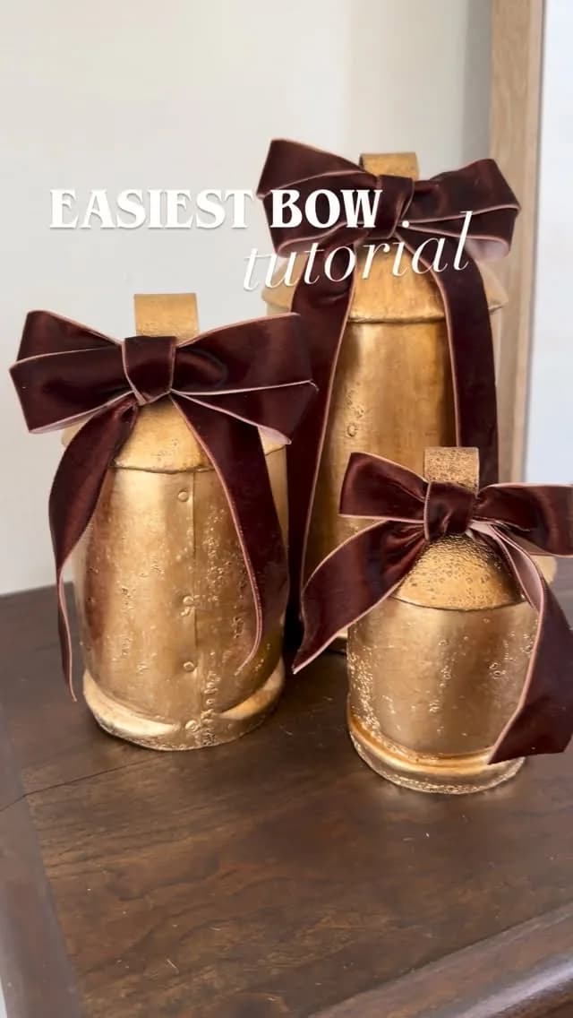 ✨You’re going to want to SAVE this! ✨

This easy bow tutorial is all you need to take your Christmas decor to the next level! 

👉🏼Comment SHOP if you want the link to the bells and ribbon! 

.
.
.
.
.
Easy bow tutorial, Christmas decor, hack Christmas, bow and bells, Amazon Christmas, fines, affordable Christmas, fines, how I decorate for Christmas, minimal neutral Christmas decor